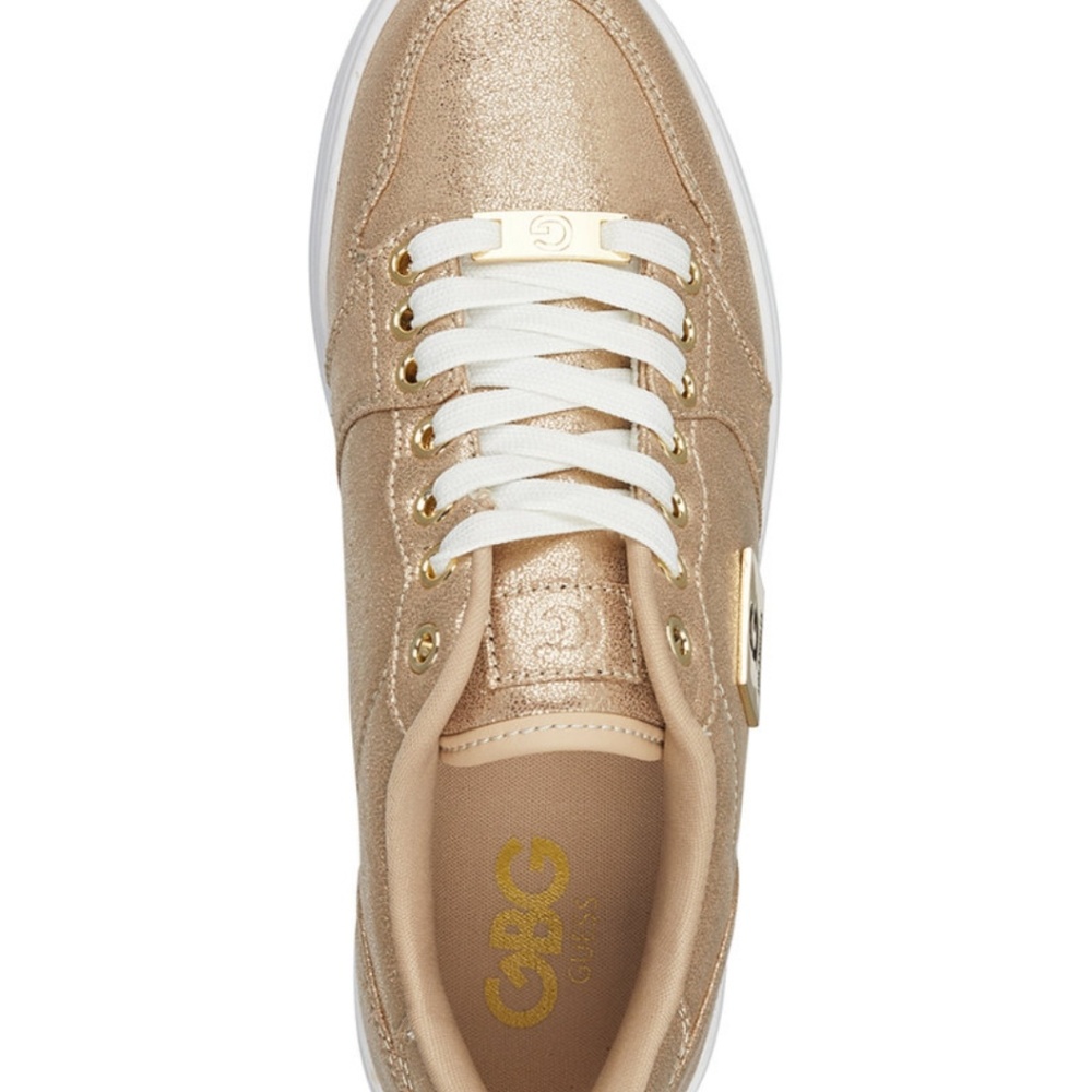 Guess Platform NWOT